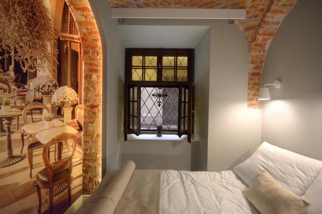 Mia Apartments . Old Town . Senacka Krakow Bagian luar foto